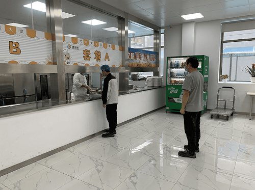 韻斐詩 一家上海化妝品工廠的四五月生存實錄